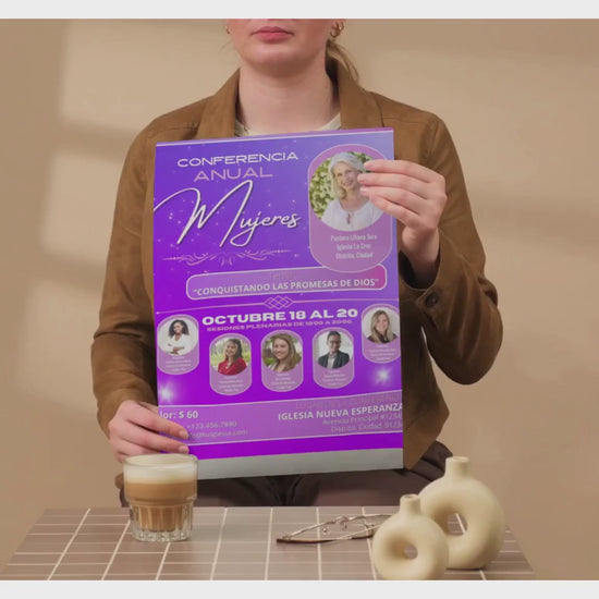 Folleto editable en canva para conferencia de mujeres